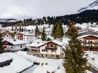 Charmantes Apartment mit grossem Garten .Kids4free. - Flims - 1
