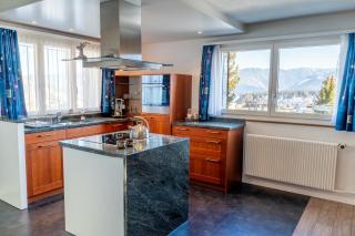 Charmantes Apartment mit grossem Garten .Kids4free. - Flims - 5