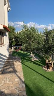 Apartmani Melani - Povljana - 1