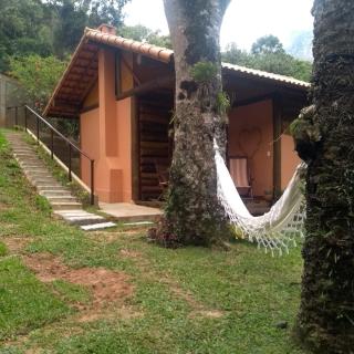 Bangalo a beira do rio em plena natureza - 3