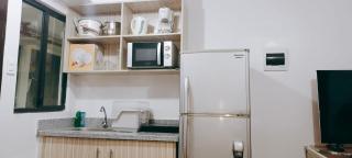 2-Bedroom Condo in Imus Cavite with UNLI WIFI, 50" TV, Netflix, Family Computer, Pool - Imus - 4