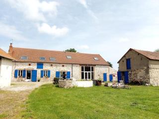 La Grange de Marie à St Angel - Magnifique Grange Rénovée en loft pour 1 à 6 pers - Saint-Angel - 3