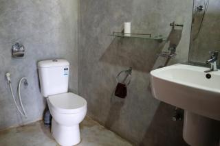 Shambala Retreat-Villa in Ella with mountain & Waterfall Views - 5