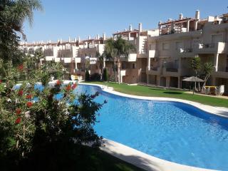 Duquesa Fairways, a spacious apartment with fabulous views and facilities - Manilva - 0