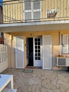 Superbe Emplacement , terrasse et parking! - Saint-Tropez - 6