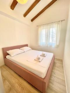 Apartments Maja - Betina - 3
