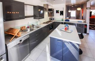 Lovely Home In Moelan Sur Mer With Wifi - 1