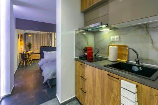 Tsimiski Contemporary Studio 2 - 6