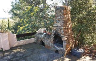 Awesome Home In Prades Sur Vernazobre - 2