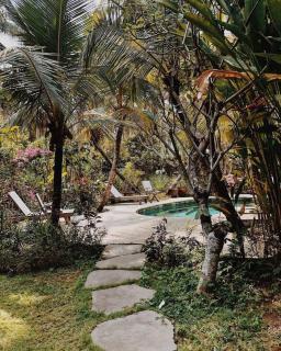 Pondok Kebun - 1 bd Eco Bamboo House, Pool, Garden - 4