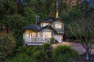 Lazy Bear Lodge Hot Tub Dog Friendly BBQ Grill Forest Views - Guerneville - 0