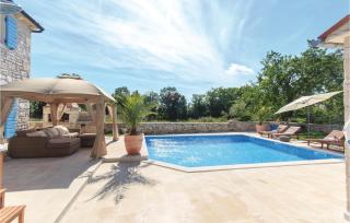 Stunning Home In Hrboki - Hrboki - 4