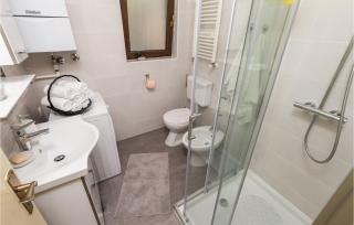 4 Bedroom Nice Apartment In Opatija - Opatija - 3