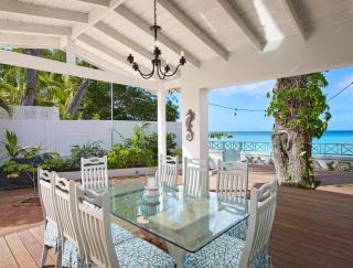 Southwinds Villa is a three bedroom beach front property with a beautiful big in - Saint Peter - 8