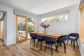 Everleigh - renovated, spacious beach house - Saint Andrews Beach - 3