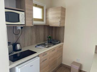 Antonis G. Hotel Apartments - Oroklini - 1