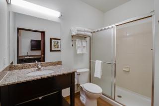 Inn at Hunters Run - Watford City - 2