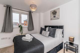 Large 5BR House 3 Bathrooms for CONTRACTORS & LONG STAYS free PARKING - 4