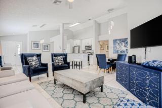 The Sparkling Sapphire - Kissimmee - 6