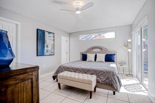 The Sparkling Sapphire - 7