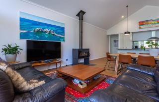 Gum Nuts - New House, family friendly & big groups - Yallingup - 0