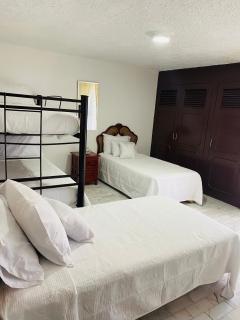 Hostal Guadalajara Cosmopolitan Providencia - Guadalajara - 6