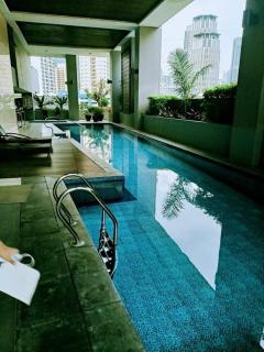 16E 1 BR Mosaic staycation - Manila - 3