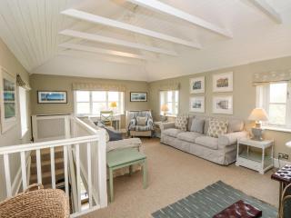 The Coach House - 8