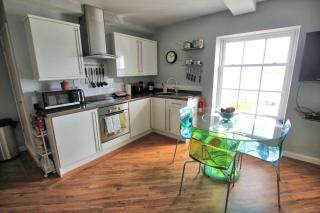 Headland View. Luxury. Harbour-Front. With Parking - 7