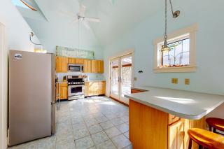 The Lemonade Stand - West Tisbury - 6