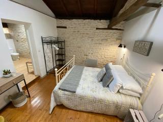 Le Figuier - 4 bedroom Farmhouse Gite - Limalonges - 9