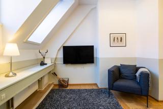 Kings Garden Penthouse - 4BR & 2Bath - by Daniel&Jacob's - 1