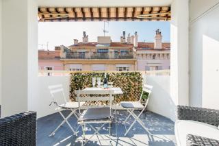Nomad YourHostHelper - Cannes - 9