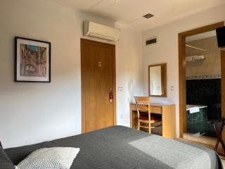 Hostal Tarrés - Anglés - 1