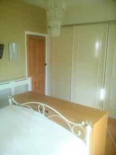 The Principality 2 Singles Bedroom - Cardiff - 5