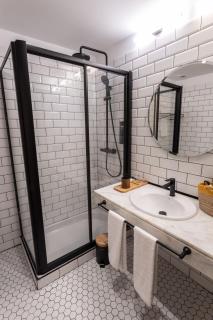 No-Mad Green Hotel - 7