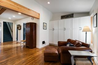 Historic Officer's Farmhouse at OLF - Coupeville - 8