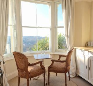 West Hill Retreat Edwardian Balcony Ensuite with Room Served Breakfast & Free Parking - Hastings - 6