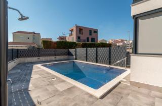 Poolside 2 bedroom ap. MARE - Trogir - 7
