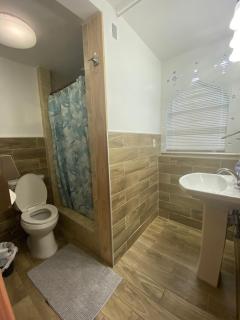 Hoosville Hostel (Formerly The Everglades Hostel) - 1