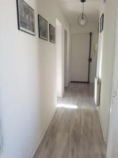 Logement entier - Appartement T4 hypercentre dans une rue calme - Stationnement gratuit - Tarbes - 8