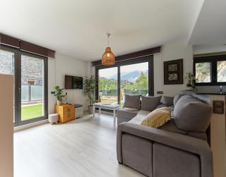 HomeSweetViews Anyós - 9