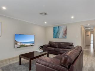 2 Ulonga Court - Normanville - 2