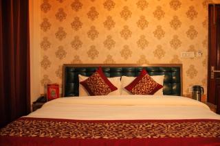 Sleeping Buddha View l Best Hotel in Near Mall Road - Shimla - 6