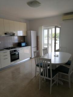 Apartment in Tribunj with sea view, balcony, air conditioning, WiFi 5081-1 - 6