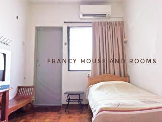 Chill and Traditional House in Bercham Ipoh - 2