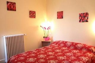 Logis Hotel Le Clos Des Oliviers - Bourg-Saint-Andéol - 4