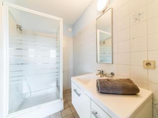 Apartment Astrid 602 with balcony by Interhome - 6
