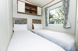 Mill Rythe Coastal Village - South Hayling - 9