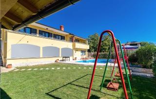 Beautiful Apartment In Svetvincenat - Čabrunići - 7